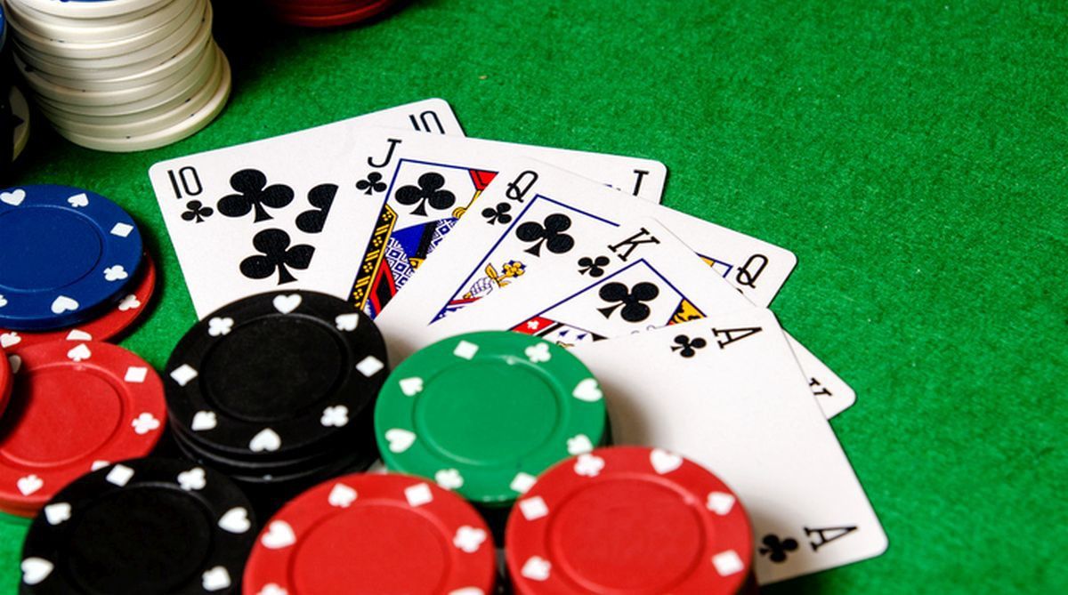 Casino World کیسینو میں پوکر گیمز